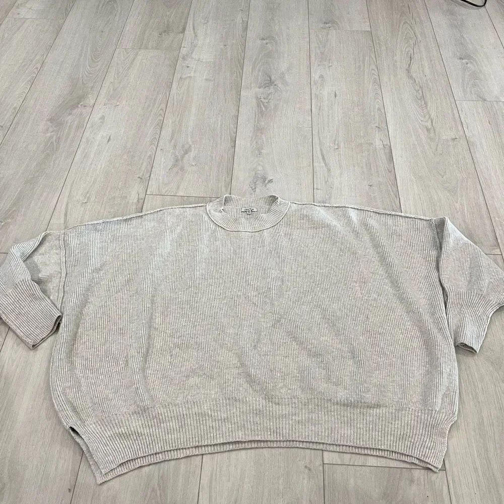 White Birch oversized crop sweater size 2XL